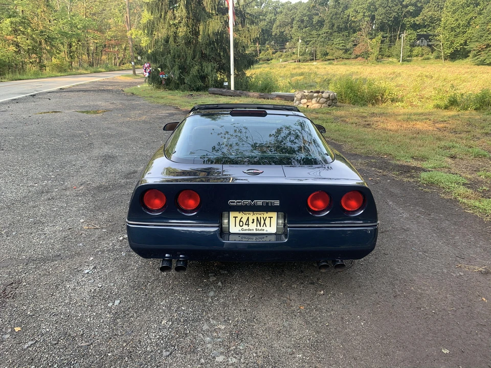 1989 Chevrolet Corvette C4 - Image 19 of 31