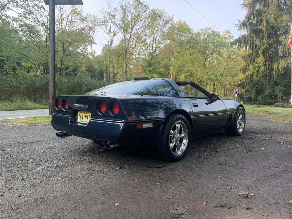 1989 Chevrolet Corvette C4 - Image 24 of 31
