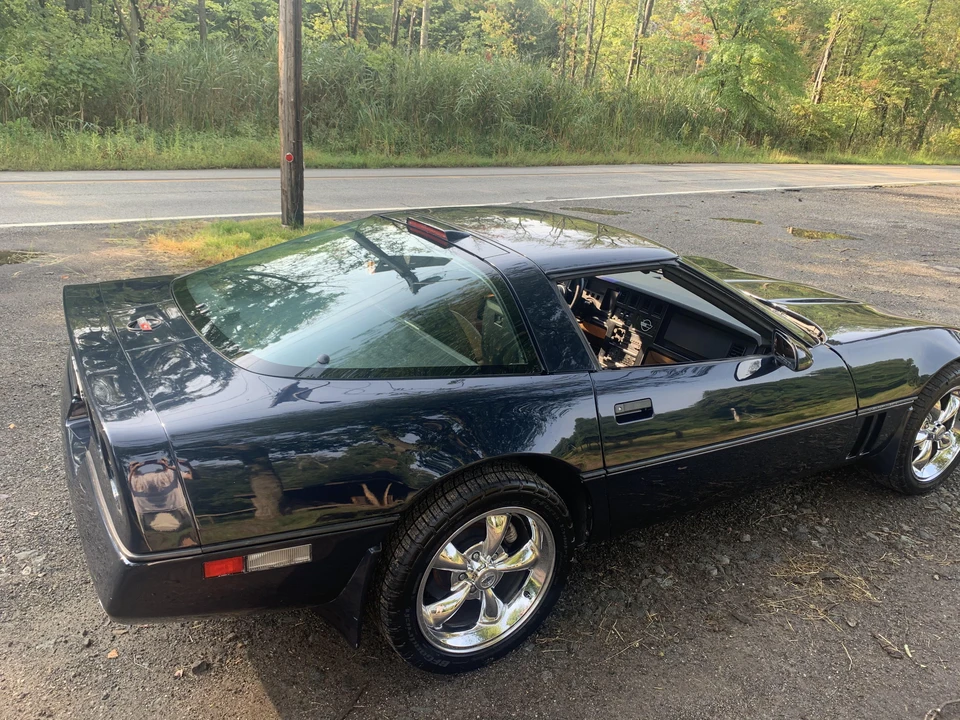 1989 Chevrolet Corvette C4 - Image 26 of 31