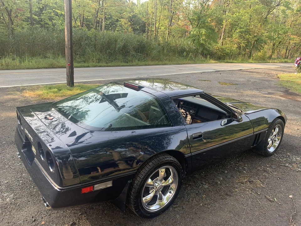 1989 Chevrolet Corvette C4 - Image 23 of 31