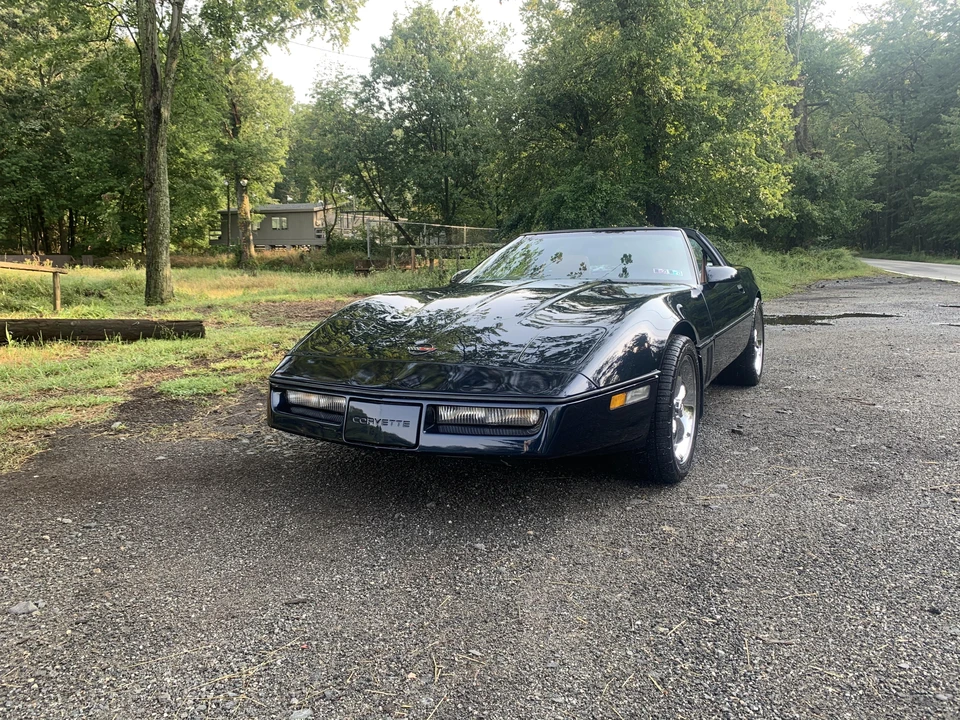 1989 Chevrolet Corvette C4 - Image 8 of 31