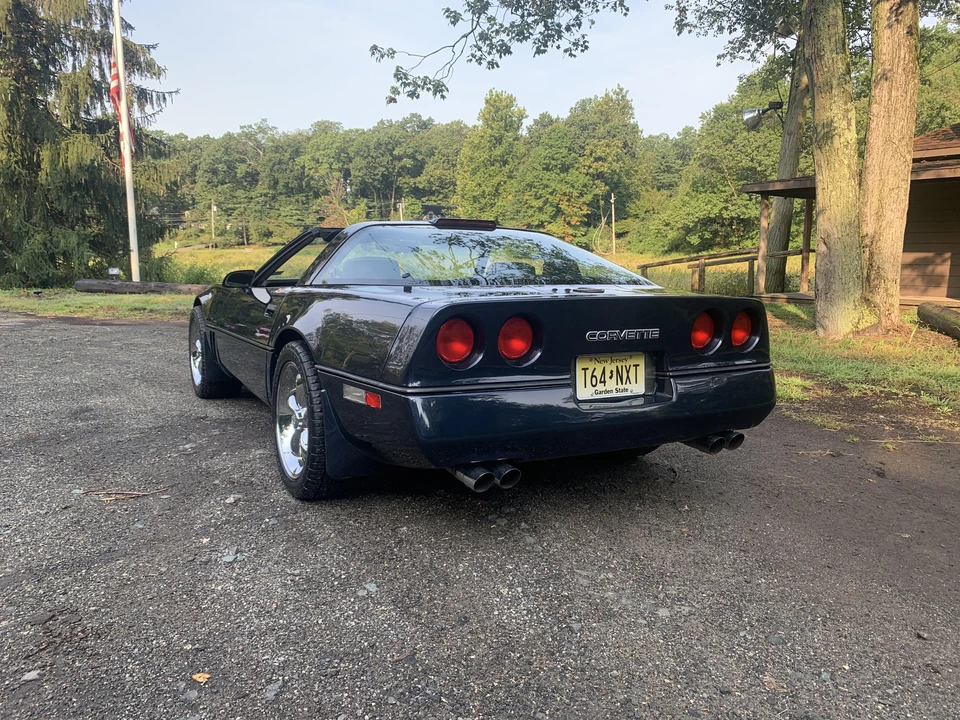 1989 Chevrolet Corvette C4 - Image 18 of 31