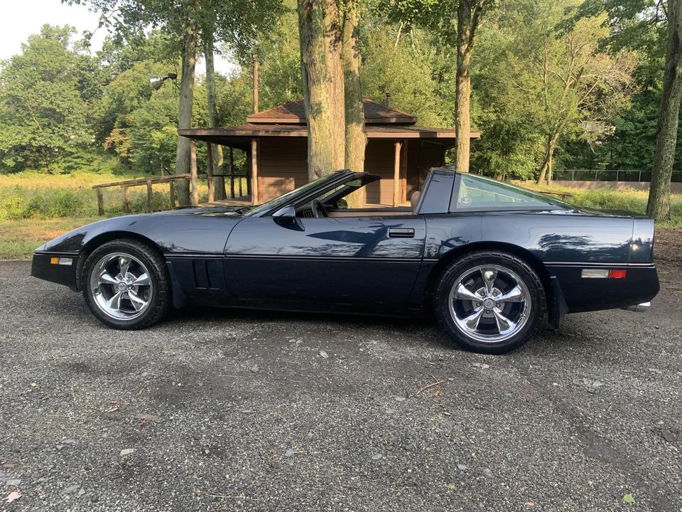 1989 Chevrolet Corvette C4 - Image 15 of 31