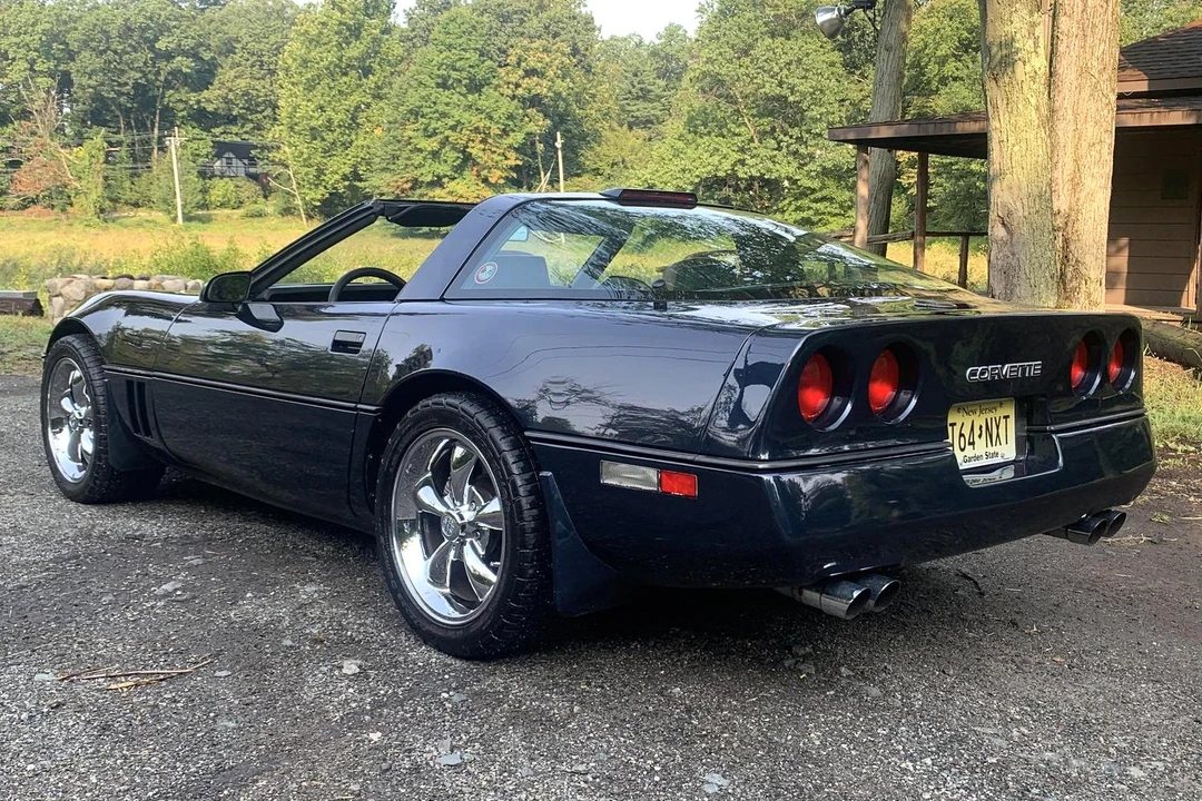 1989 Chevrolet Corvette C4 - Image 4 of 31
