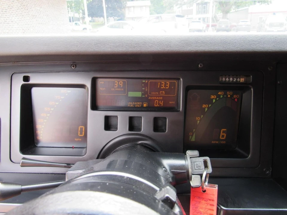1989 Chevrolet Corvette C4 - Image 22 of 31