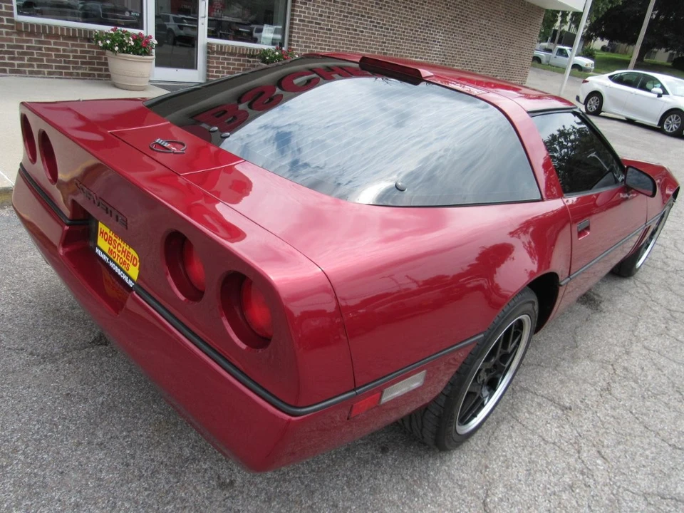 1989 Chevrolet Corvette C4 - Image 10 of 31
