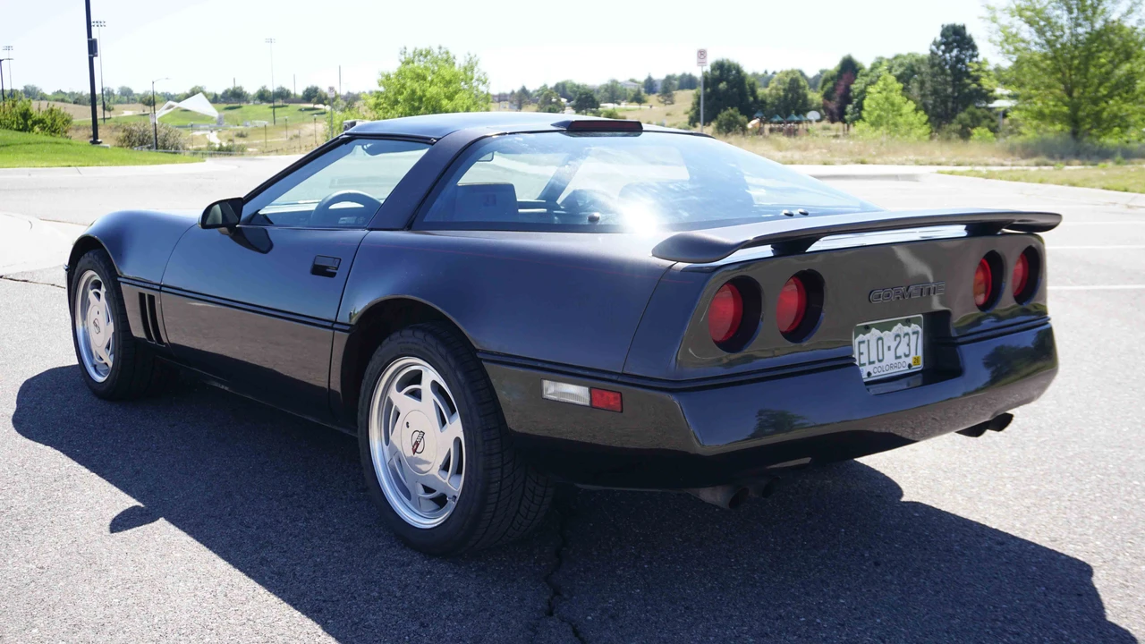 1989 Chevrolet Corvette C4 - Image 11 of 31