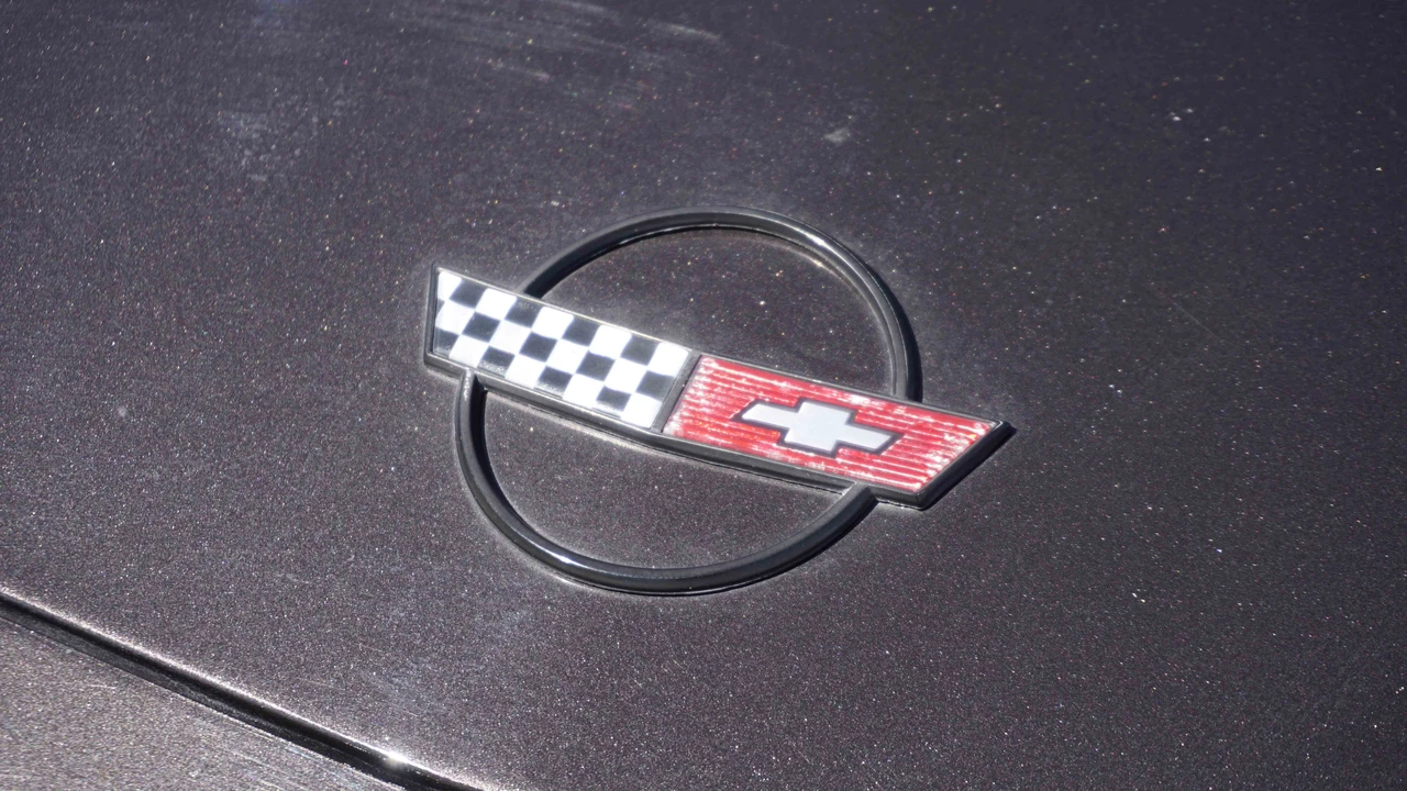 1989 Chevrolet Corvette C4 - Image 26 of 31