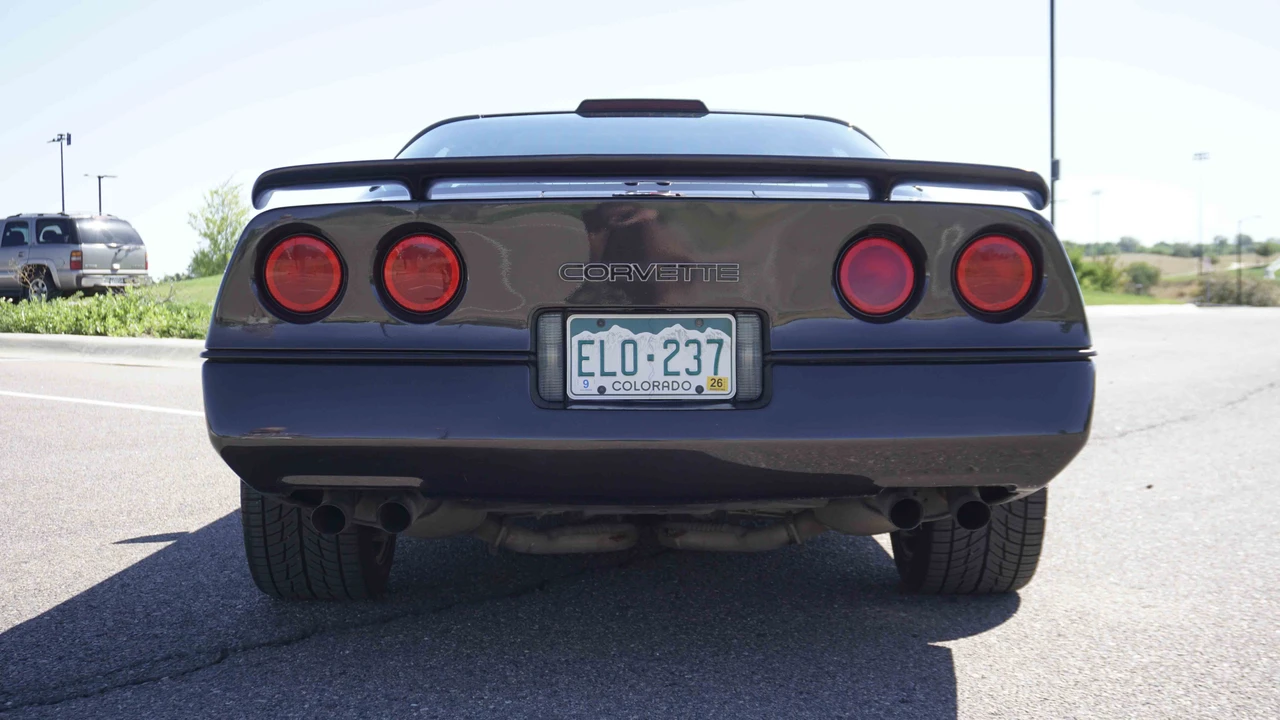 1989 Chevrolet Corvette C4 - Image 15 of 31