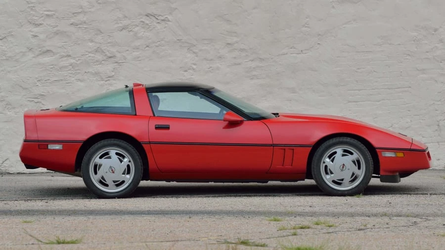 1989 Chevrolet Corvette C4 - Image 2 of 31