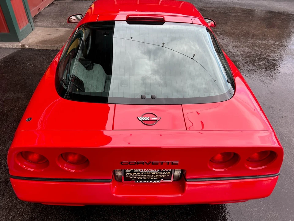 1989 Chevrolet Corvette C4 - Image 8 of 12