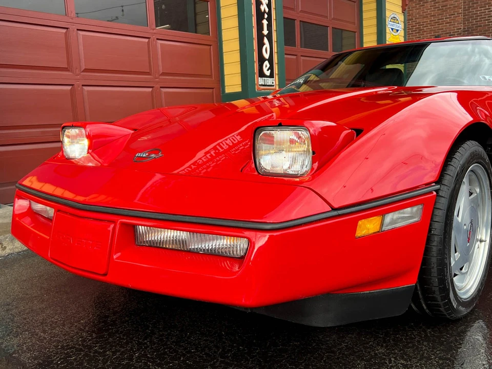 1989 Chevrolet Corvette C4 - Image 16 of 21
