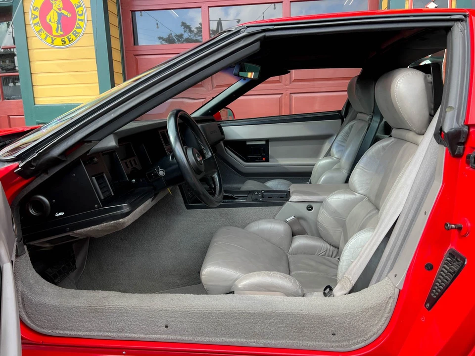 1989 Chevrolet Corvette C4 - Image 19 of 21