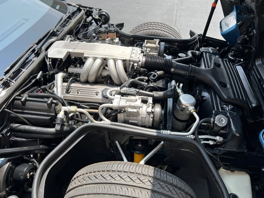 1989 Chevrolet Corvette C4 - Image 8 of 9