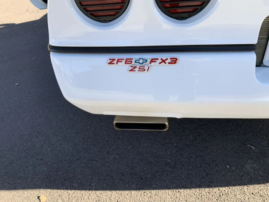1989 Chevrolet Corvette C4 - Image 15 of 28