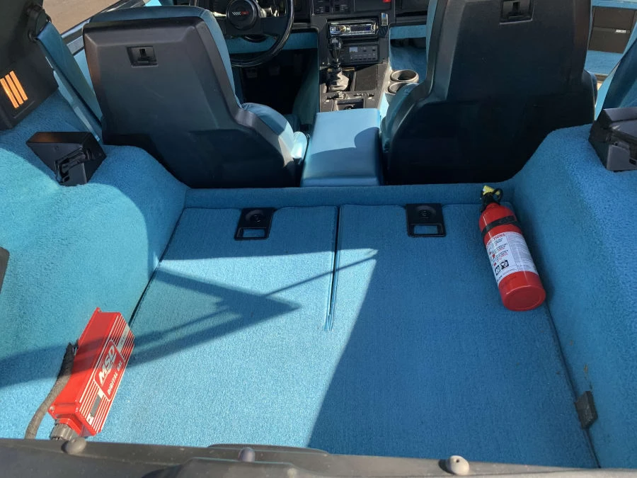1989 Chevrolet Corvette C4 - Image 22 of 28
