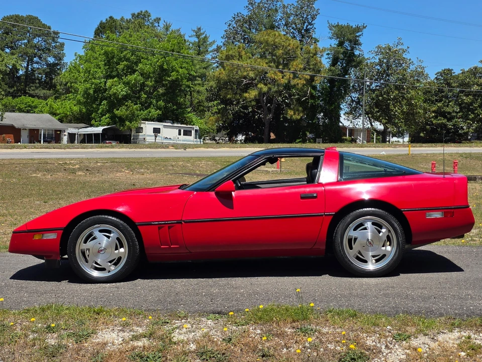 1989 Chevrolet Corvette C4 - Image 12 of 31