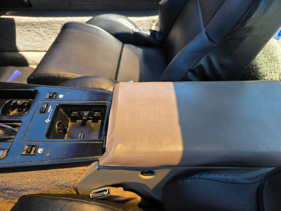 1989 Chevrolet Corvette C4 - Image 24 of 31
