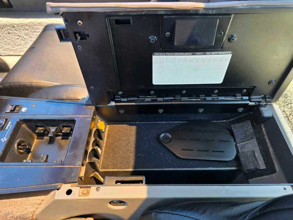 1989 Chevrolet Corvette C4 - Image 25 of 31