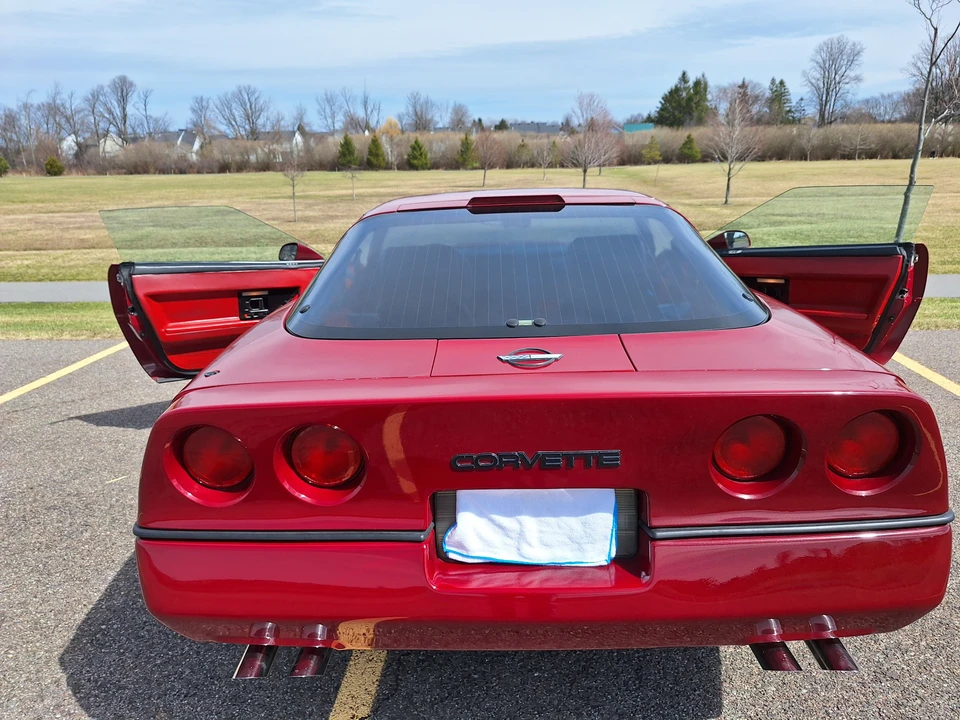 1989 Chevrolet Corvette C4 - Image 15 of 31