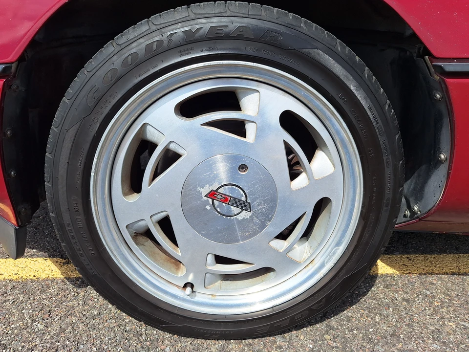 1989 Chevrolet Corvette C4 - Image 26 of 31