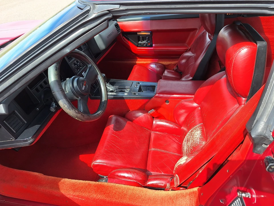 1989 Chevrolet Corvette C4 - Image 28 of 31
