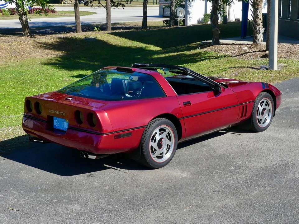 1989 Chevrolet - Image 24 of 24
