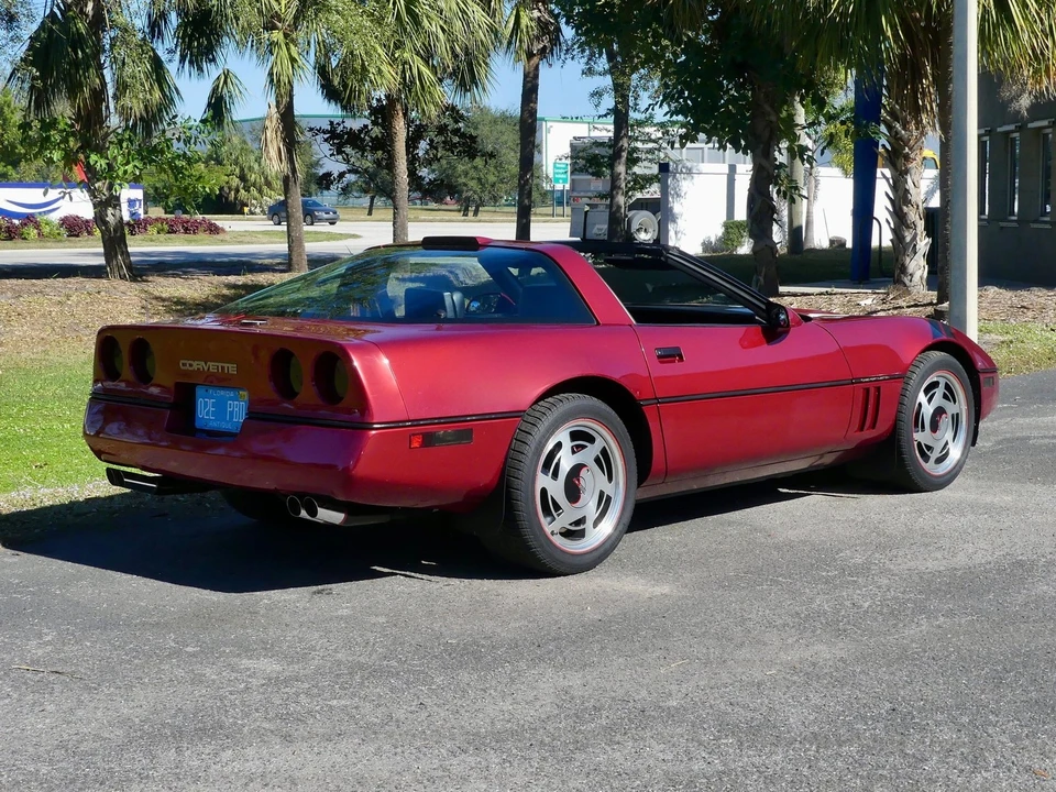 1989 Chevrolet - Image 23 of 24