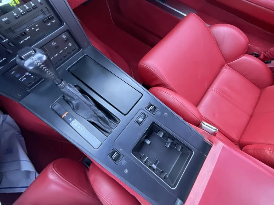 1989 Chevrolet Corvette C4 - Image 8 of 10