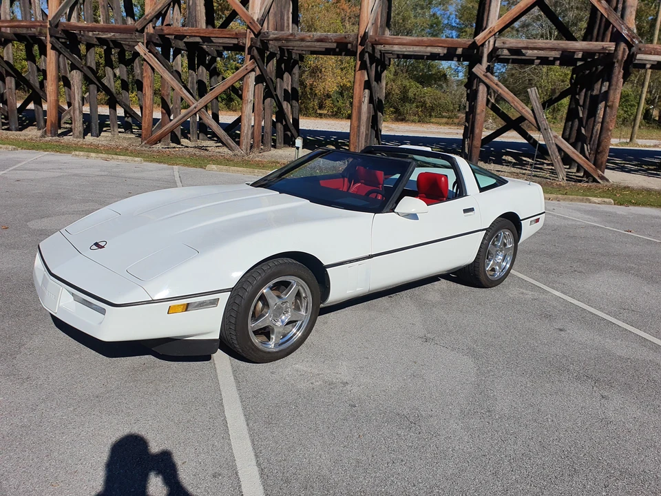 1989 Chevrolet Corvette C4 - Image 12 of 31