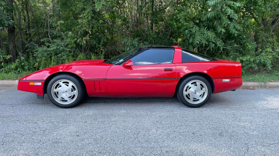 1989 Chevrolet Corvette C4 - Image 2 of 11