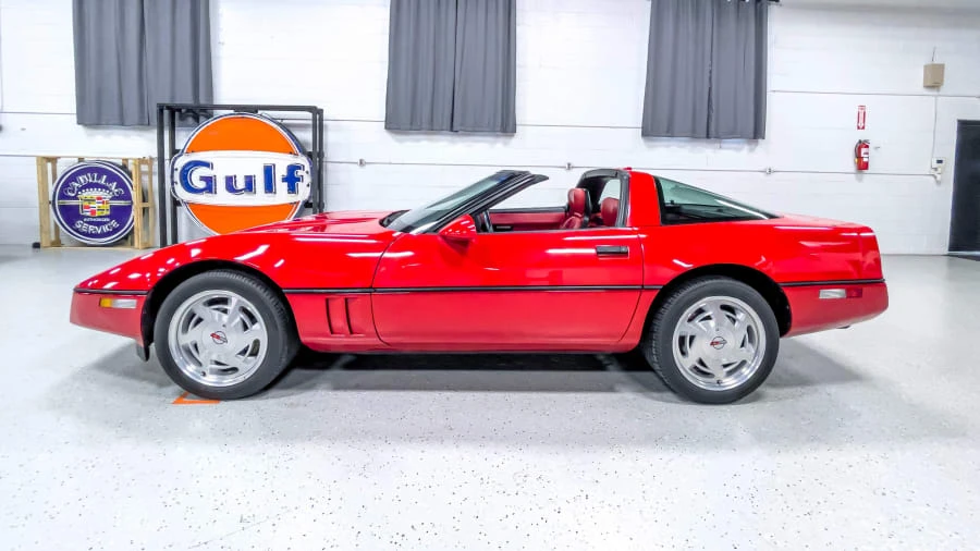 1989 Chevrolet Corvette C4 - Image 2 of 31