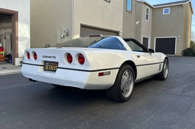 1989 Chevrolet Corvette C4 - Image 2 of 9