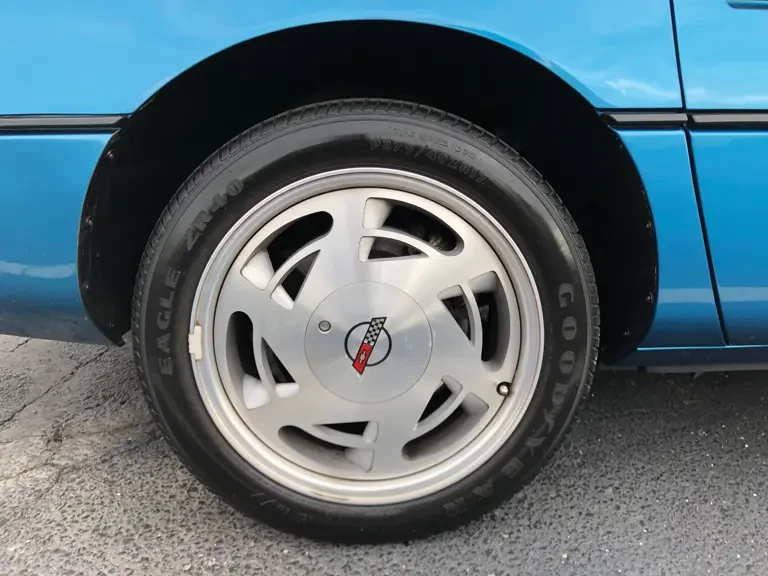 1989 Chevrolet Corvette C4 - Image 8 of 12