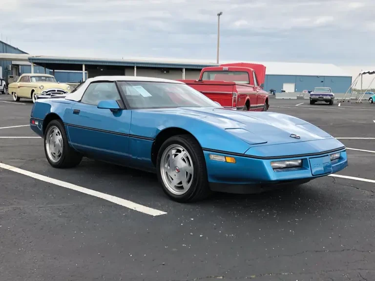1989 Chevrolet Corvette C4 - Image 2 of 12