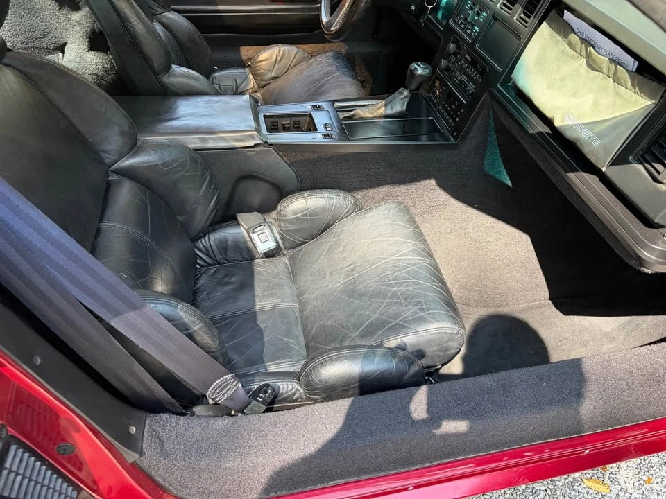 1989 Chevrolet Corvette C4 - Image 15 of 16