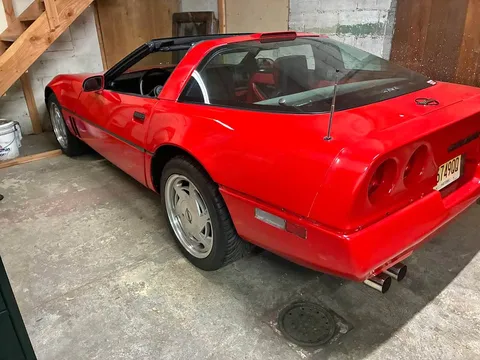1989 Chevrolet Corvette Coupe 2D
