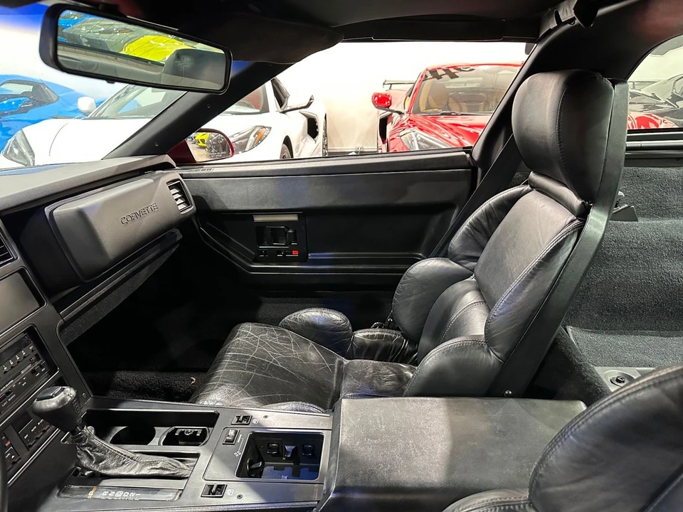 1989 Chevrolet Corvette C4 - Image 13 of 21