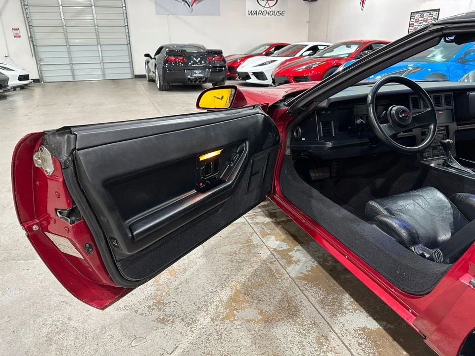 1989 Chevrolet Corvette C4 - Image 15 of 21