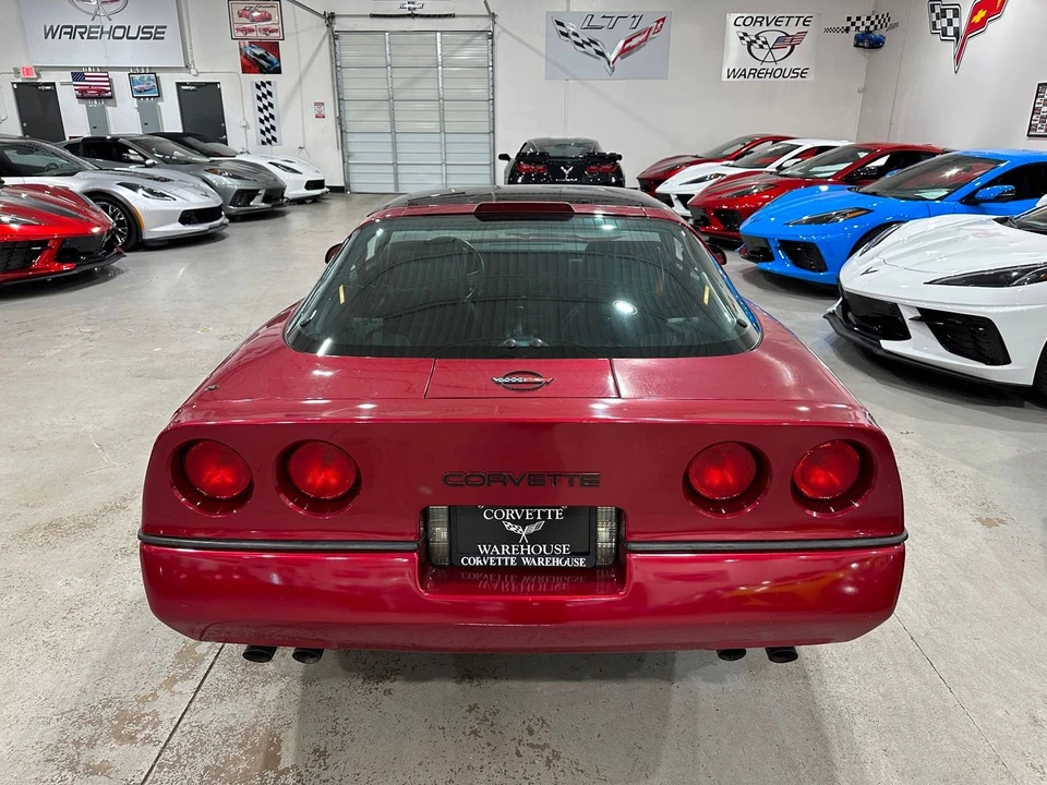 1989 Chevrolet Corvette C4 - Image 18 of 21