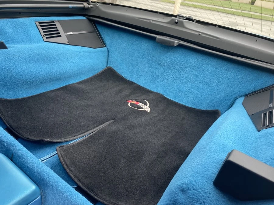 1989 Chevrolet Corvette C4 - Image 11 of 13