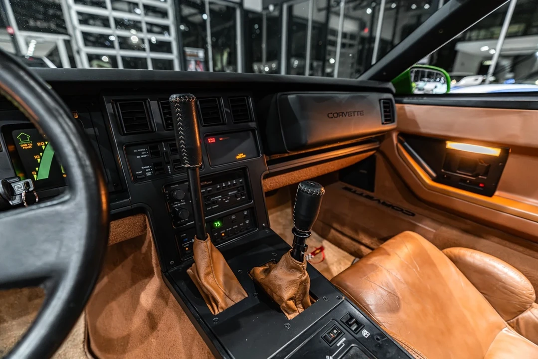 1989 Chevrolet Corvette C4 - Image 13 of 21
