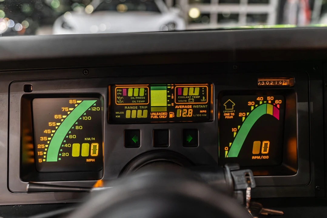 1989 Chevrolet Corvette C4 - Image 11 of 12