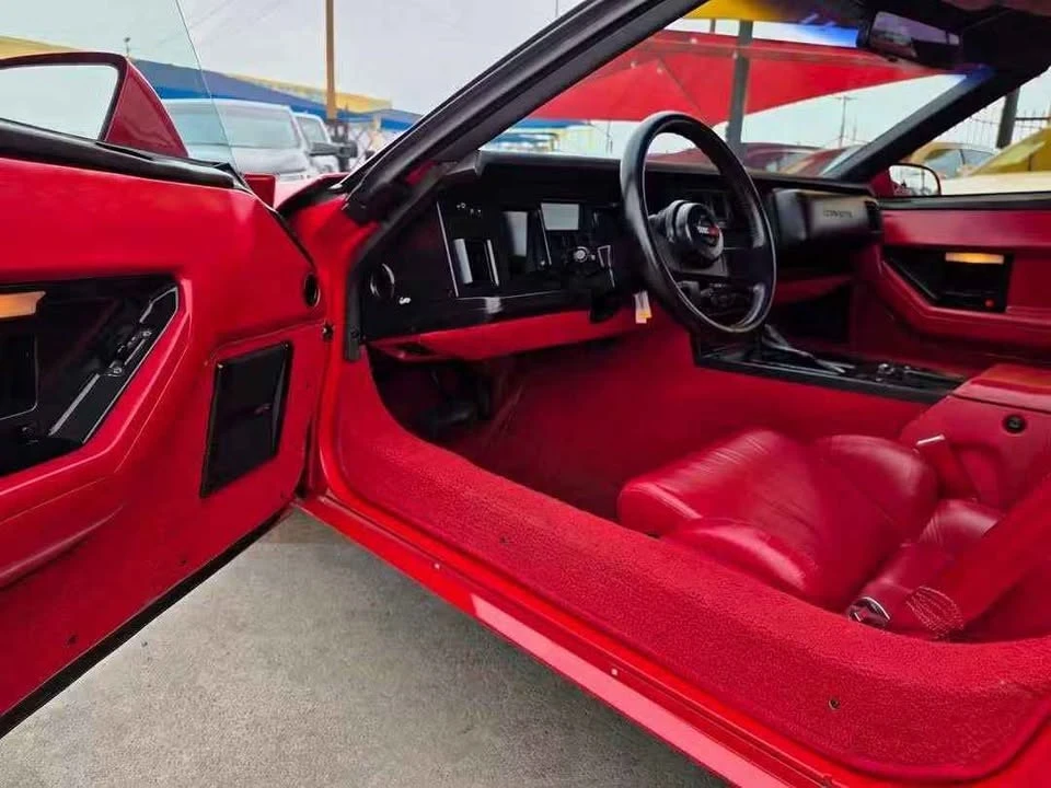 1989 Chevrolet Corvette C4 - Image 13 of 20