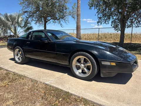 1989 Chevrolet Corvette C4 - Image 2 of 17