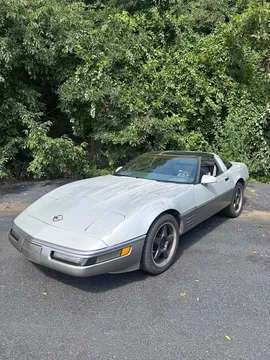 1989 Chevrolet Corvette Hatchback Coupe 2D