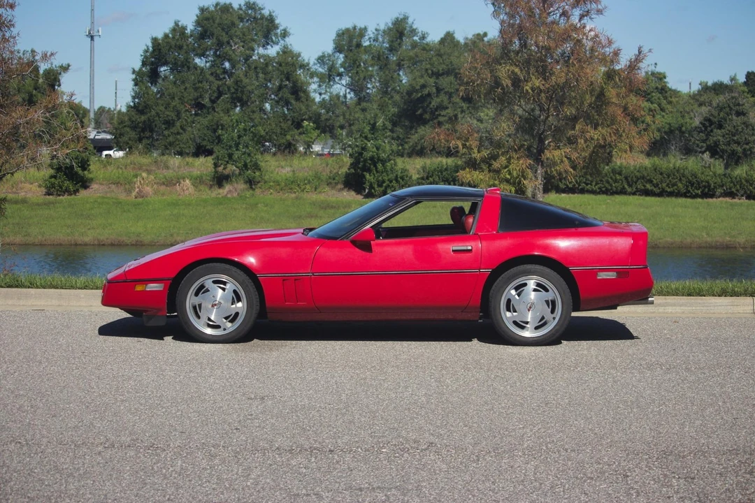 1989 Chevrolet Corvette C4 - Image 2 of 21