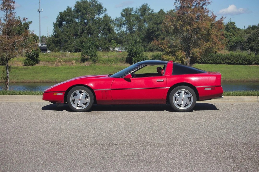 1989 Chevrolet Corvette C4 - Image 18 of 21