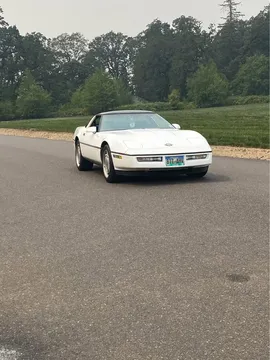 1989 Chevrolet Corvette C4 - Image 2 of 10