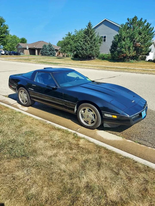1989 Chevrolet Corvette C4 - Image 1 of 7